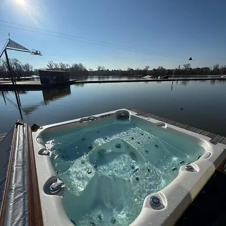 House Boat S Vyhledem Na Wake Port Brandýs nad Labem-Stará Boleslav