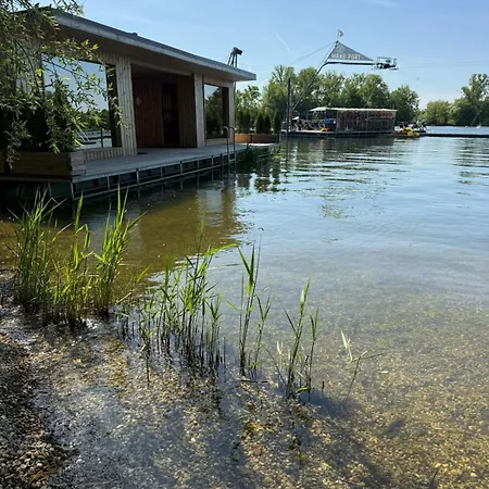 House Boat S Výhledem Na Wake Port * Brandýs nad Labem-Stará Boleslav