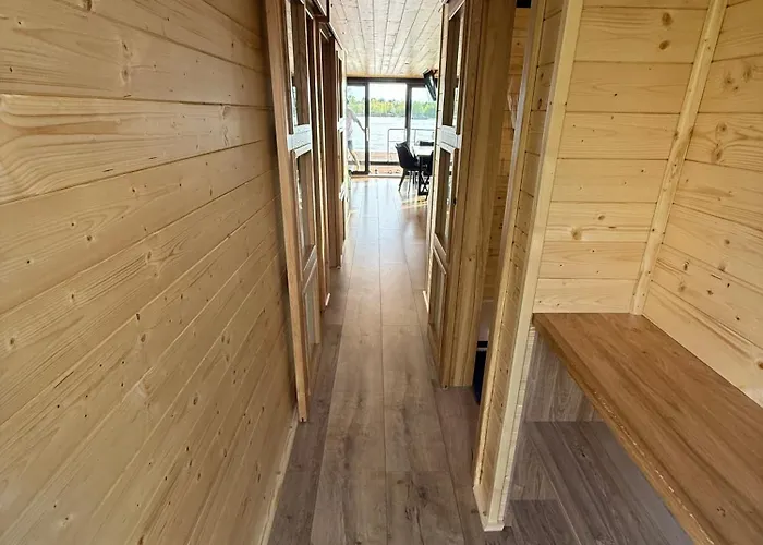 House Boat S Vyhledem Na Wake Port Brandýs nad Labem-Stará Boleslav
