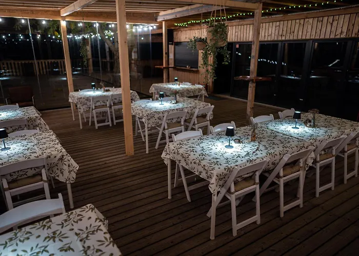 Tekne House Boat S Vyhledem Na Wake Port