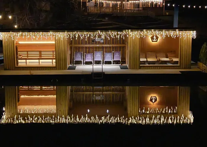 Tekne House Boat S Vyhledem Na Wake Port Brandýs nad Labem-Stará Boleslav