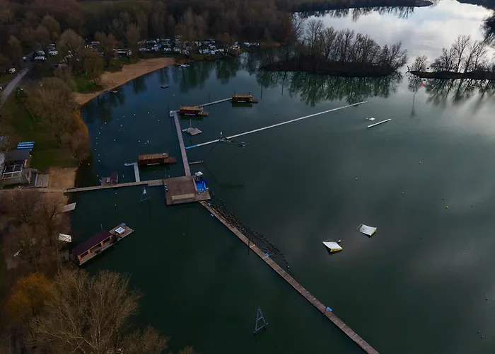 Tekne House Boat S Vyhledem Na Wake Port Brandýs nad Labem-Stará Boleslav